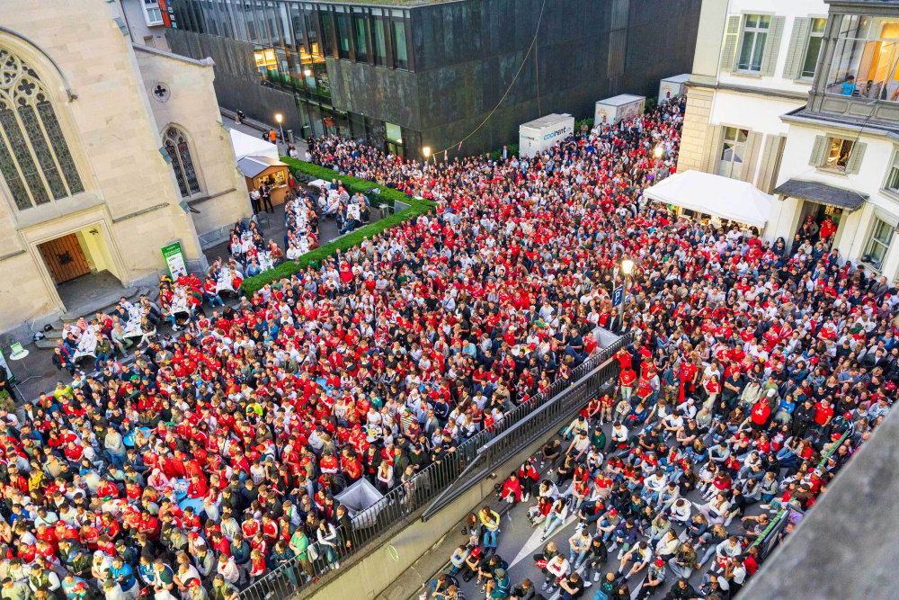 Ein Public Viewing bewegt die Massen – ein Blick hinter die Kulissen