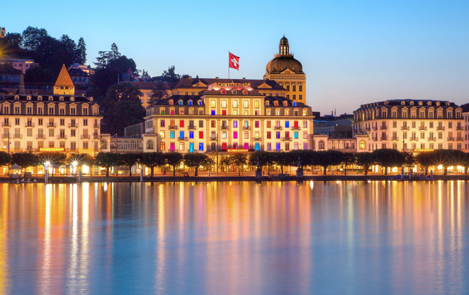 Aussenansicht times hotel schweizerhof luzern 02