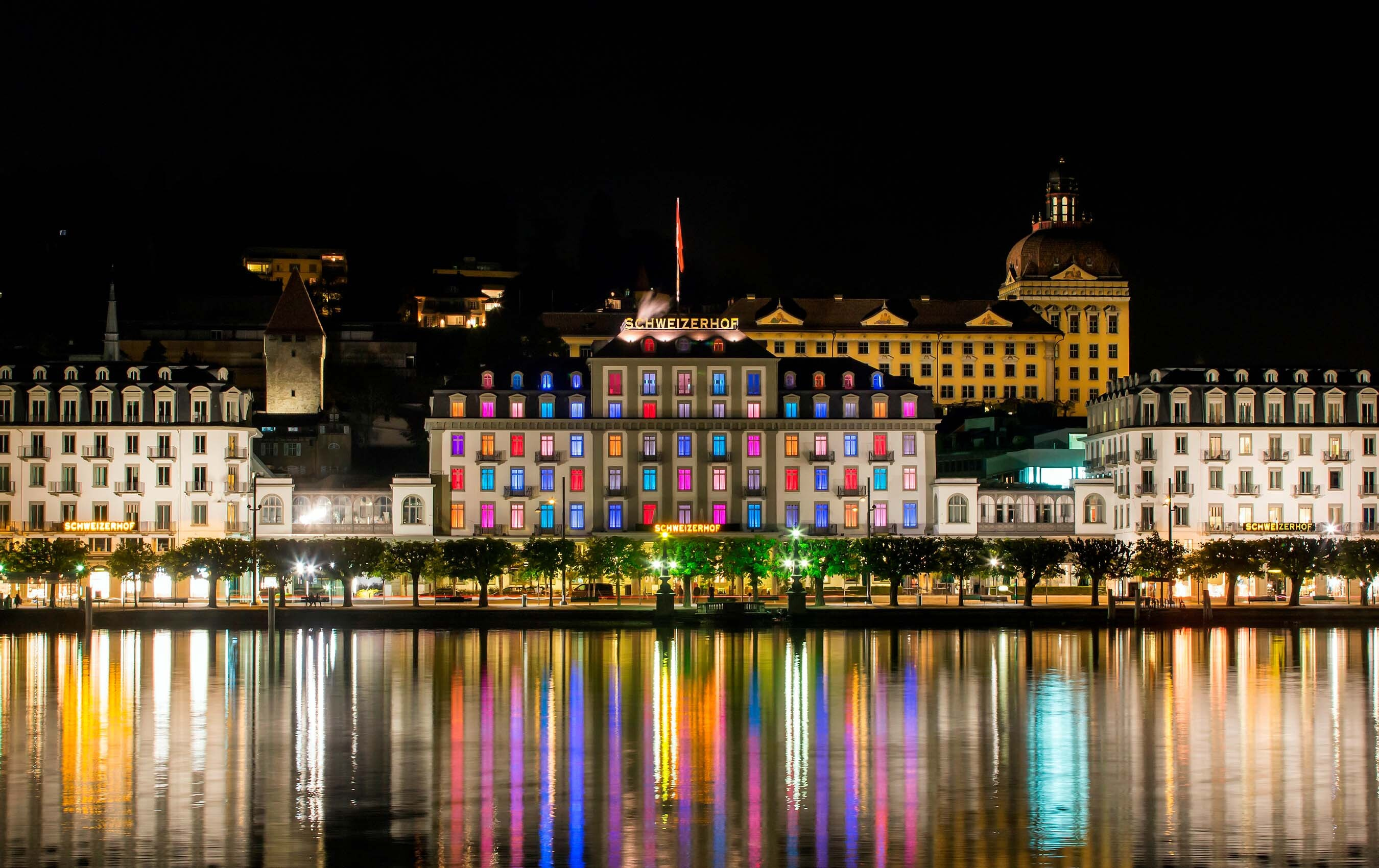Leuchtenstadt luzern region hotel schweizerhof luzern 01