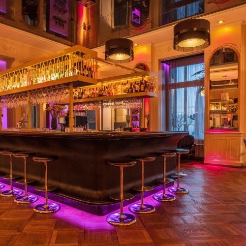 Hotel Schweizerhof Bar