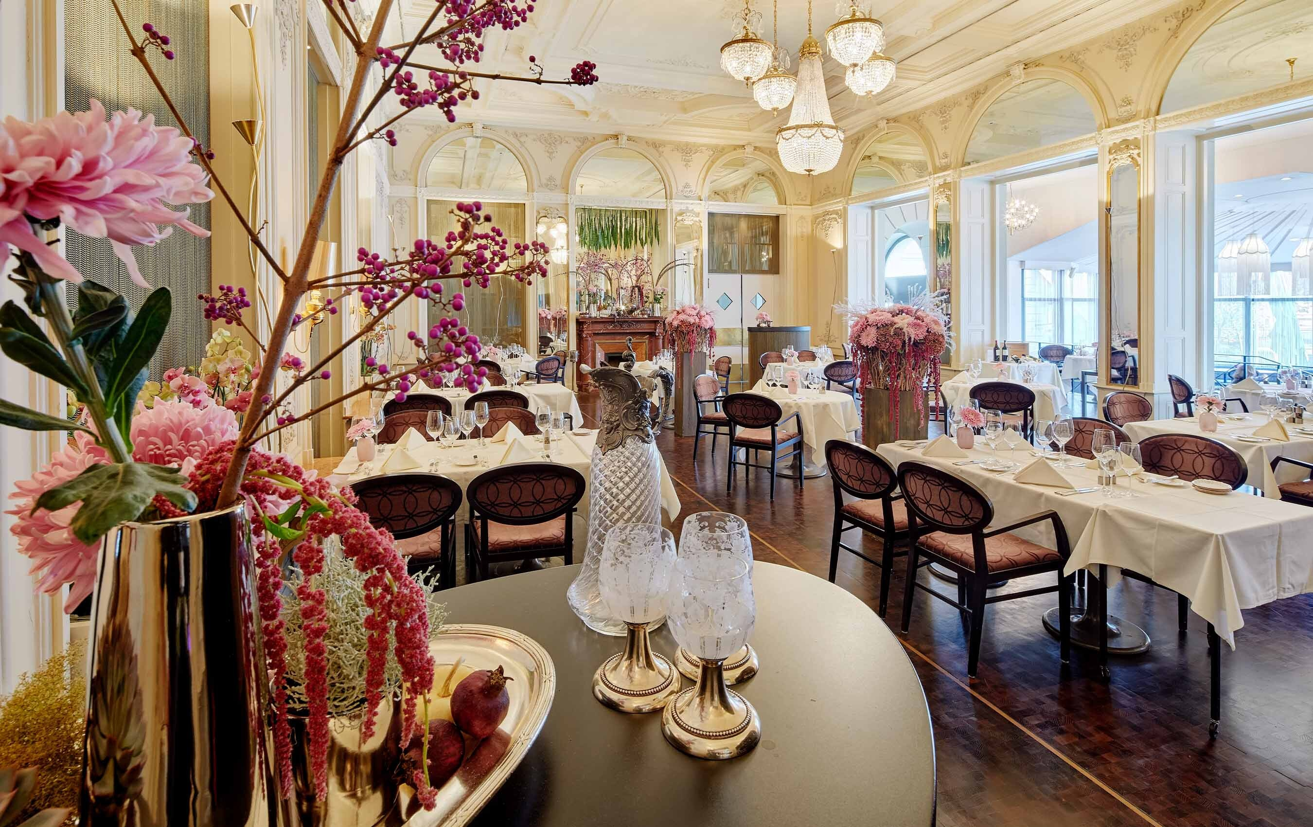 Galerie restaurant gastronomie hotel schweizerhof luzern 03