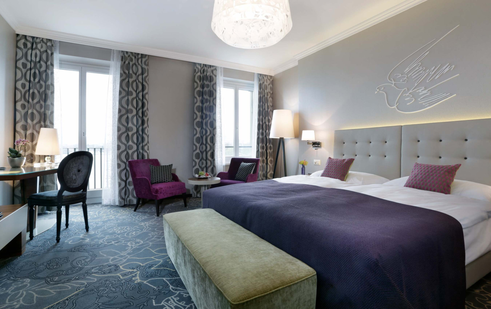 Deluxe doppelzimmer lakeview zimmer suiten hotel schweizerhof luzern 09