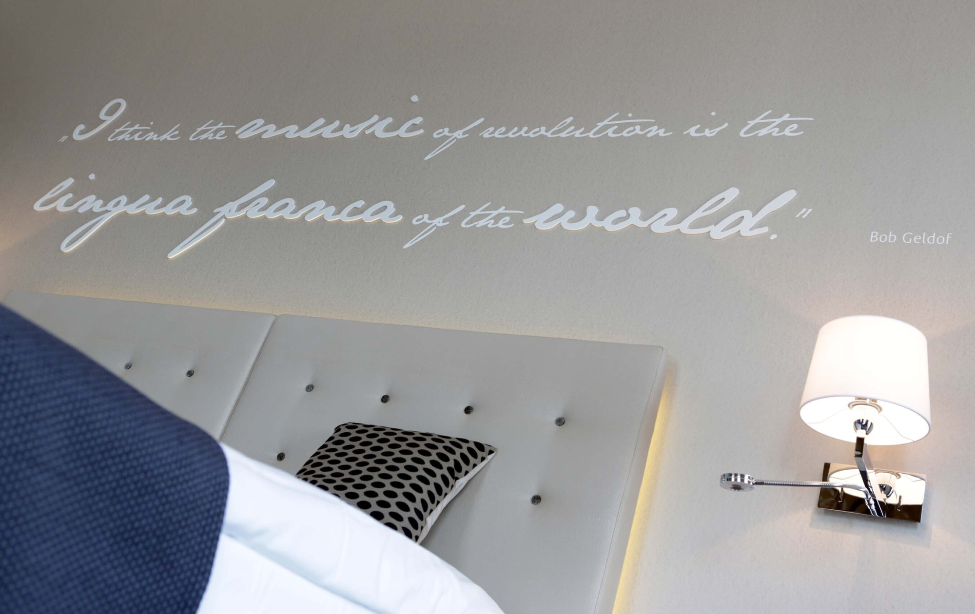 Lifestyle junior suite hotel schweizerhof luzern 10