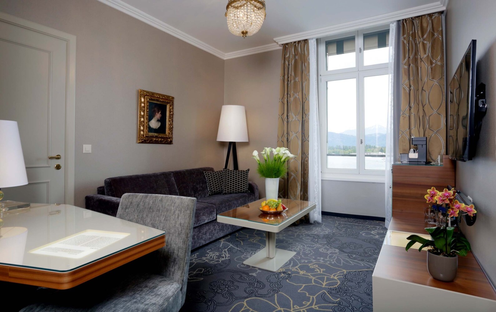 Lifestyle living suite hotel schweizerhof luzern 02