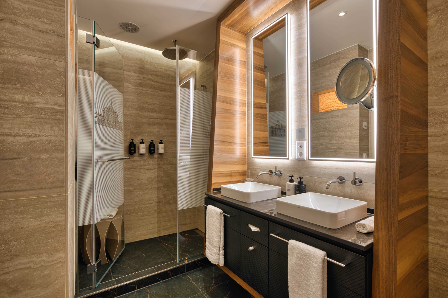 Neue badezimmer nur dusche hotel schweizerhof luzern1